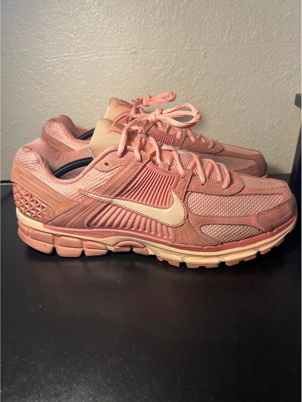 Nike Air Zoom Vomero 5 'Red Stardust'